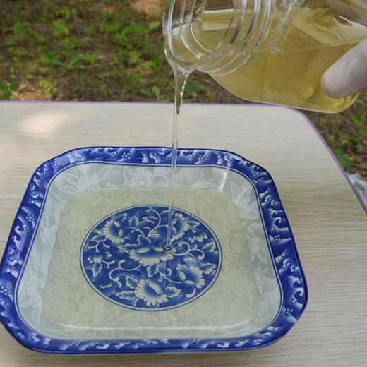 【陕西延安】水白蜜/洋槐蜜/愧花蜜 蜂蜜采集于延安万亩槐花林、采集的蜂蜜味道甜美而不腻 500g/瓶 商品图4