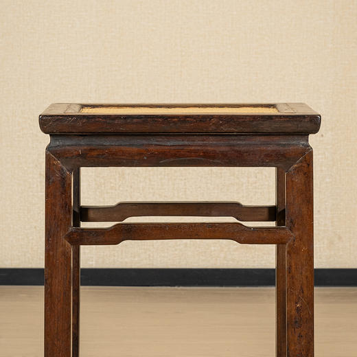 清	黄花梨束腰罗锅枨马蹄腿方凳 商品图2