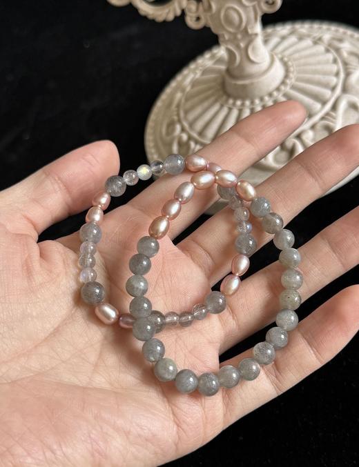 年后发！天然水晶+天然淡水珍珠！【CAVE春夏水晶串珠手串系列】珠子圆润饱满，光泽度十足！点缀夏日穿搭！灰月光/草莓晶，氛围感拉满！所有年龄都适合！戴一次被夸一次❗自己戴/送妈妈/送闺蜜，都超赞✌ 商品图7