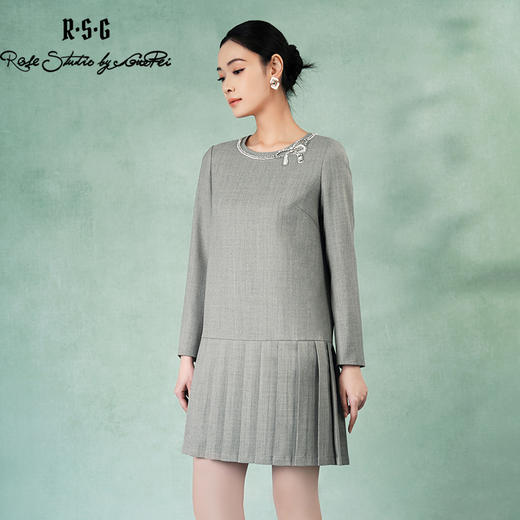 郭培成衣品牌精品系列珍珠钻饰蝴蝶结百褶连衣裙 商品图3