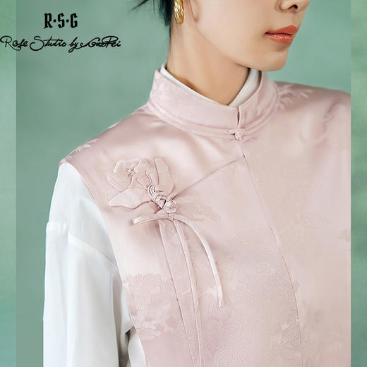 郭培成衣品牌精品系列新中式斜襟玫瑰花盘扣马甲 商品图1