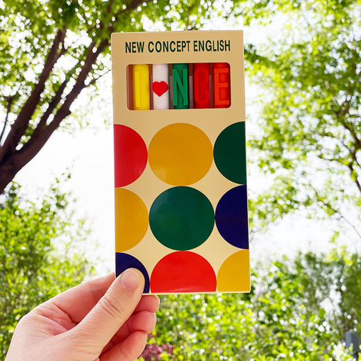 新概念英语字母笔（波点） 商品图0