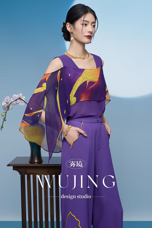 3205157 紫金梦雨 进口纹理蜂窝缎/韩国进口水晶乔其纱上衣 雾境 商品图1