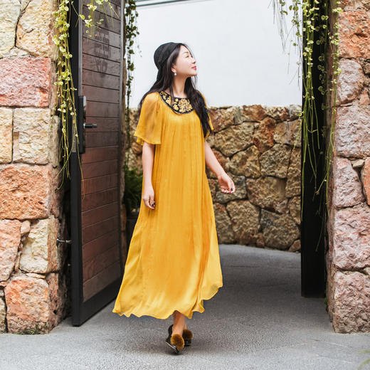 【林栖设计小店】（现货）绣花真丝连衣裙气质新中式宽松显瘦2025夏季新品改良襦裙1952115 商品图1