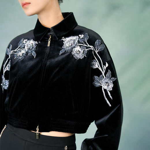 郭培成衣品牌精品系列立体珠绣牡丹花丝绒外套 商品图1