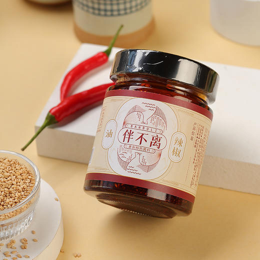 伴不离 油辣椒 油泼辣子辣椒油 180g/瓶 商品图0
