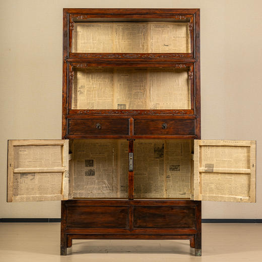 清早期	黄花梨螭龙纹圈口双层亮格柜 商品图2