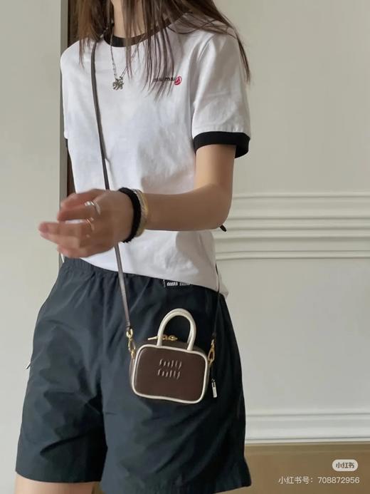 巨显瘦~miu mi*缪缪帆船刺绣标圆领短袖 ，明星同款撞色拼接领口袖口25ss春夏复古时尚短袖T恤 商品图1