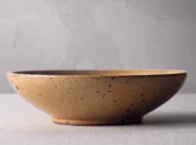 土黄粗陶大碗