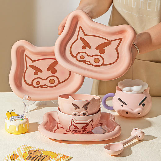 摩登主妇&蜡笔小新 左卫门陶瓷饭碗家用餐盘子一人食可爱餐具 商品图0