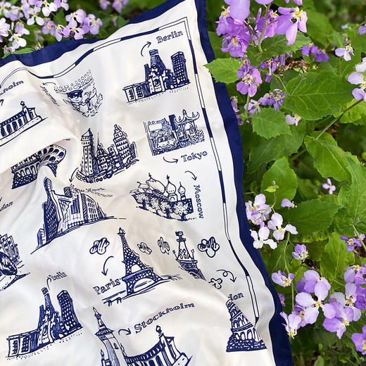 英伦风格双面印花丝巾（新概念英语文创） 商品图5