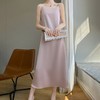奥伊米 女士丝滑零触感仿真丝面膜吊带V领连衣裙 商品缩略图3