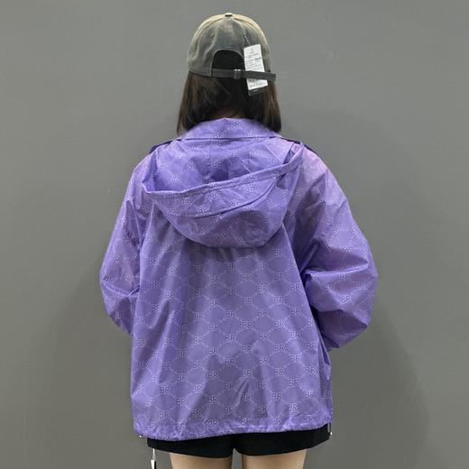 MC连帽满印长袖风衣外套50401（紫）夏季952010720321 商品图1
