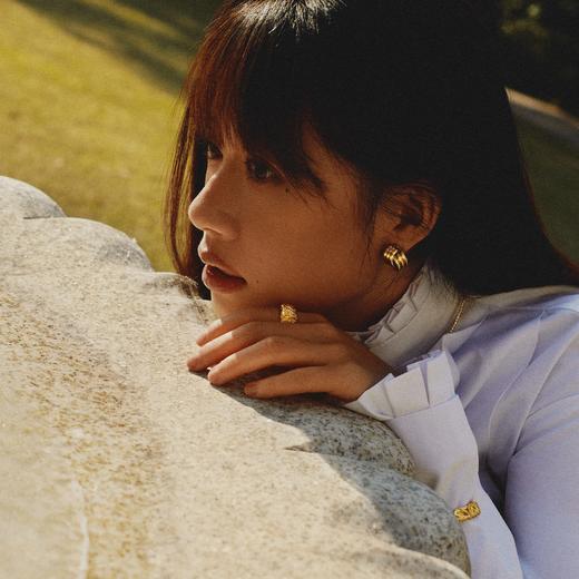 【孟子义张婧仪周笔畅同款】alodia.co 品牌直发 解构主义耳钉 简约百搭长期主义金色银色 商品图2