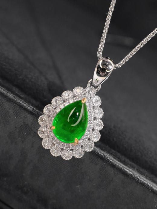 1.3ct蛋面祖母绿吊坠 商品图1