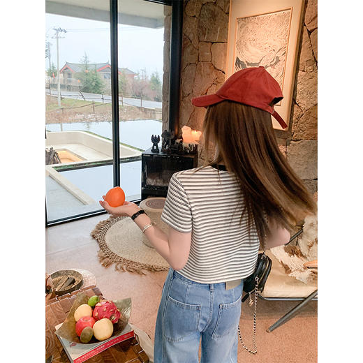 【110元任选2件】最后一波现货！黑白条纹短款短袖T 商品图4