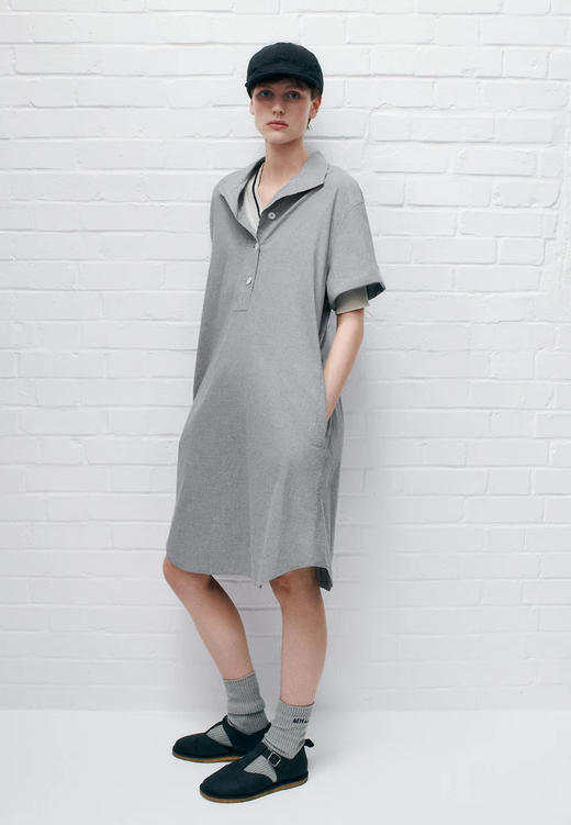 MHL 黑色圆头T带牛皮玛丽珍凉鞋 商品图4