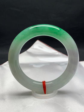 612765，54.5圈口，糯冰飘绿圆条福镯，胖圆条，条形厚装，水头好，飘一截正阳绿色