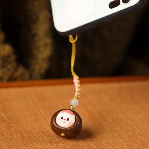 紫檀木板栗多妹手机吊坠 商品图0
