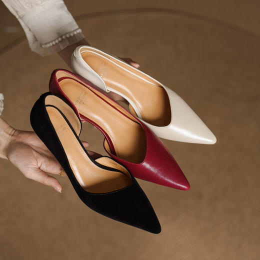 【预售5天】头层牛皮~极简柔软侧空细跟浅口单鞋女新款尖头高跟鞋真皮HB&2240 商品图4