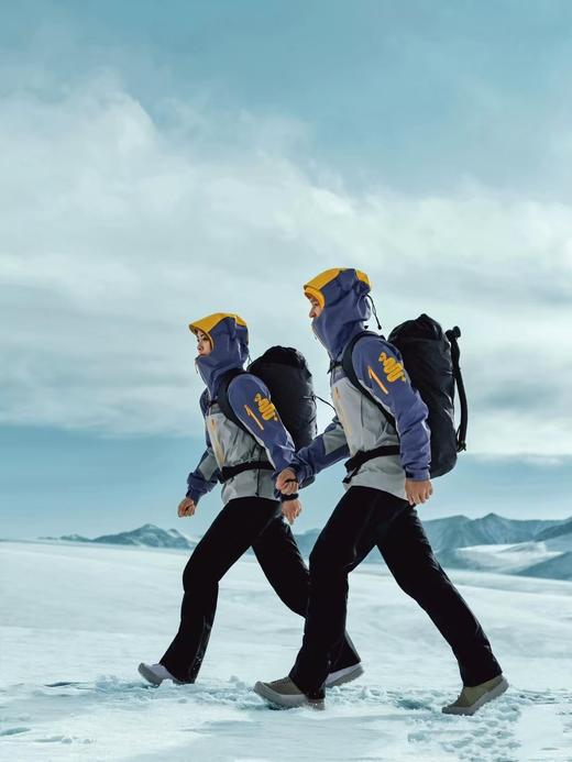 始祖鸟 Alpha SV LNY蛇年限定硬壳冲锋衣外套 男女同款（MG） 商品图1