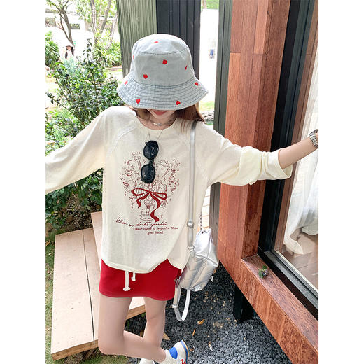 <曾小咸推荐>浅黄色红色印花宽松长袖T恤 商品图3