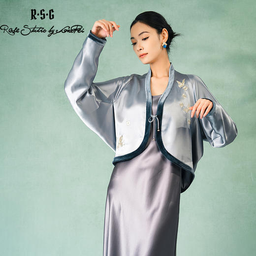 郭培成衣品牌精品系列蝴蝶铜钱刺绣茧型披肩外套 商品图1