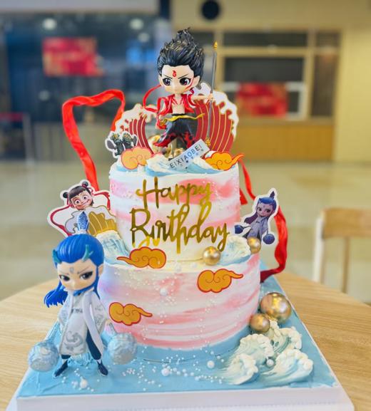 zui热动漫-主题双层蛋糕 商品图0