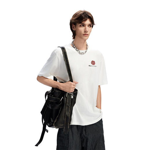 【陈立农同款】IDEVERRAY2025夏季新款花卉字母印花休闲情侣装圆领短袖男宽松t恤21MSL-ID25SSFAT016 商品图3