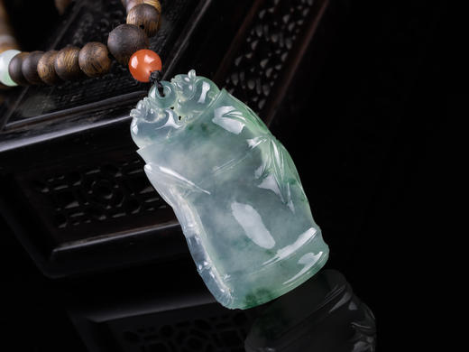 XY0289沉香+冰种翡翠竹节挂件 商品图1