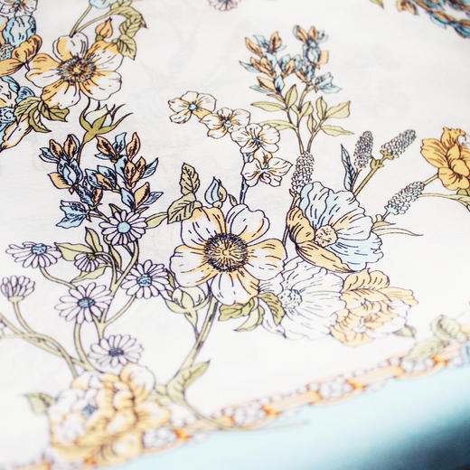 抵羊 桑蚕丝方巾 商品图2