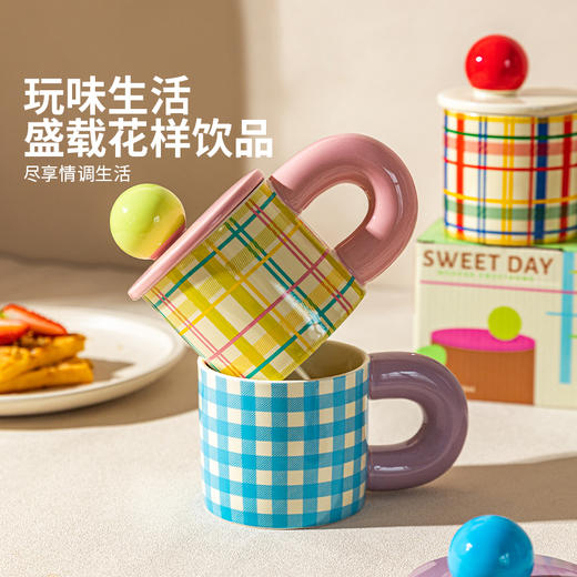 摩登主妇格纹马克杯带盖杯子陶瓷杯家用喝水杯办公室早餐杯冲泡杯 商品图3