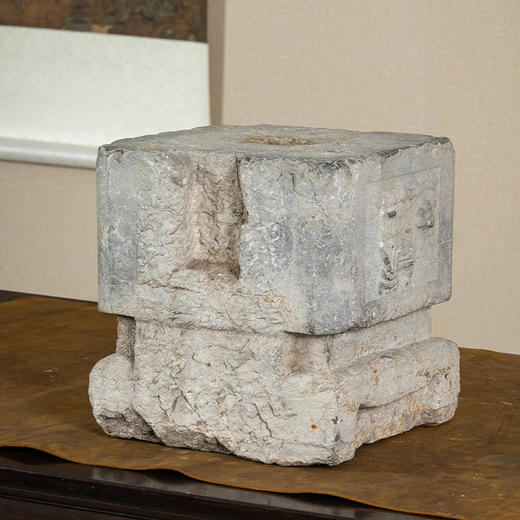 清	石雕鹤鹿同春博古清供图方形座 商品图0