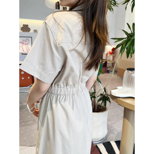 2504412    小禾 松紧腰衬衫领连衣裙 商品图8