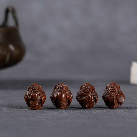 清	核雕罗汉老珠子一组（四枚） 商品图1