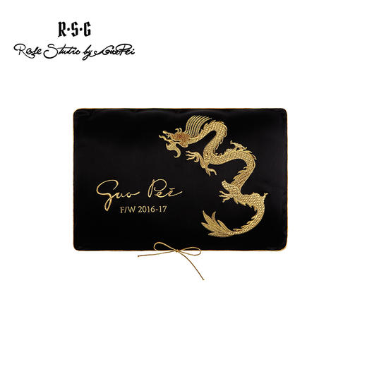 RSG郭培成衣品牌 GUOPEI巴黎高定《遇见》靠垫 商品图0