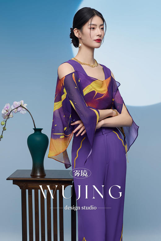 3205157 紫金梦雨 进口纹理蜂窝缎/韩国进口水晶乔其纱上衣 雾境 商品图2