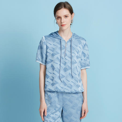 EITIE爱特爱休闲连帽宽松显瘦蓝色轻运动短袖上衣2025夏季新款B2513622 商品图2