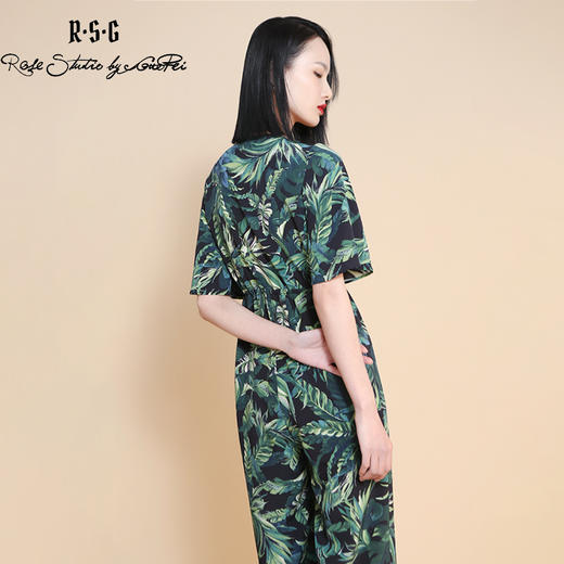 RSG郭培成衣品牌度假风丛林印花V领阔腿连体裤 商品图4
