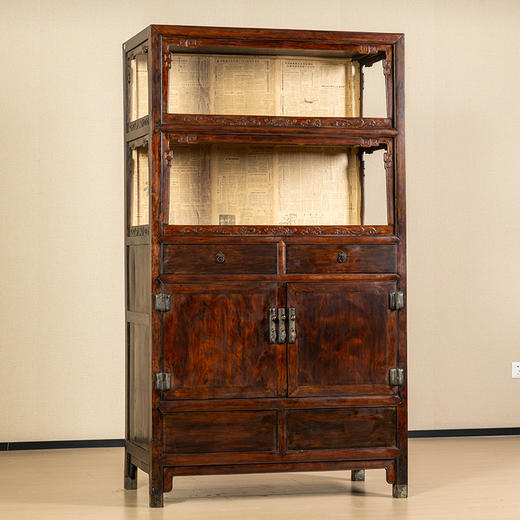 清早期	黄花梨螭龙纹圈口双层亮格柜 商品图0