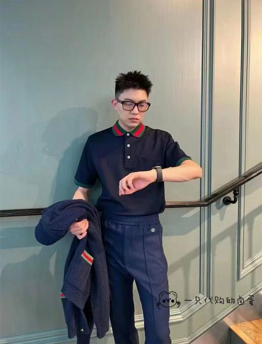 G家经典撞色领丝光珠地棉翻领Polo衫 经典标识性红绿撞色螺纹领 商品图3