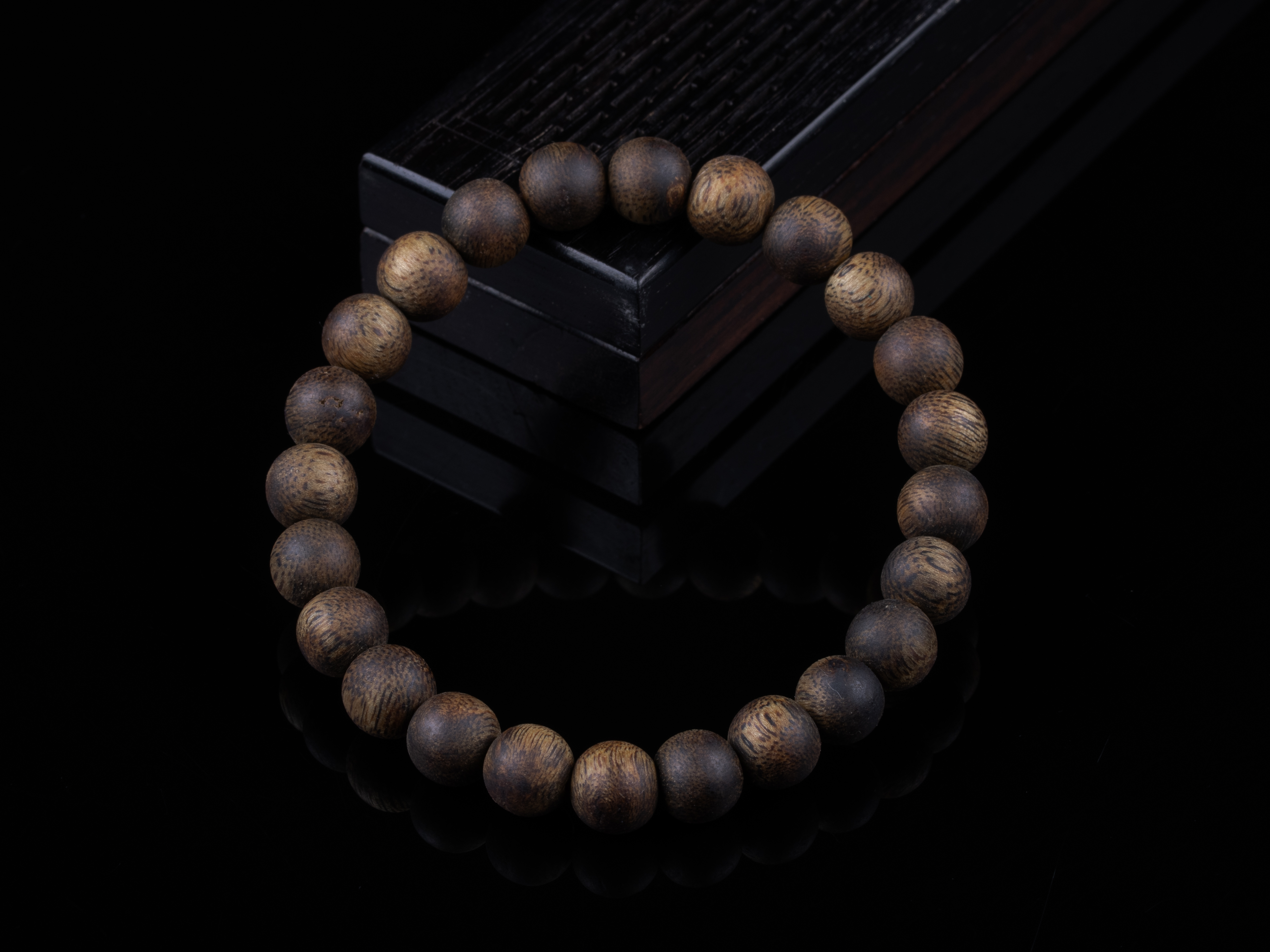 XY0290沉香素串单圈手串