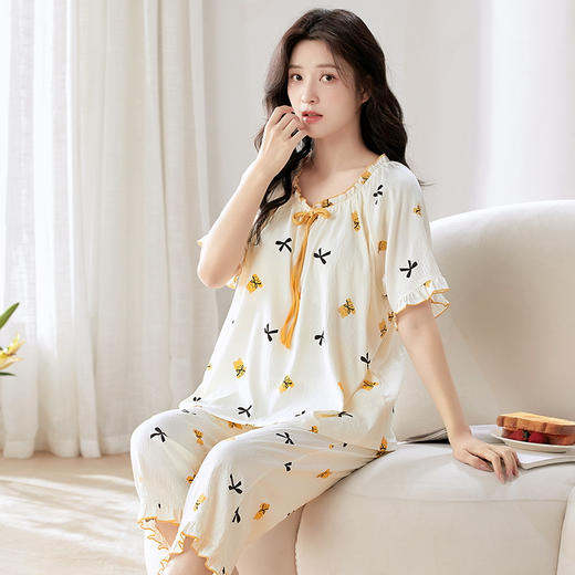 挖到宝🤩3️⃣6️⃣套免Bra印花睡衣🍃把『裸感舒适』穿成诗意，美到犯规【牧棉儿-新中式免Bra云朵棉家居服系列】 云端裸睡自由❗️最适合夏天穿的舒适居家服，带胸垫设计 商品图3