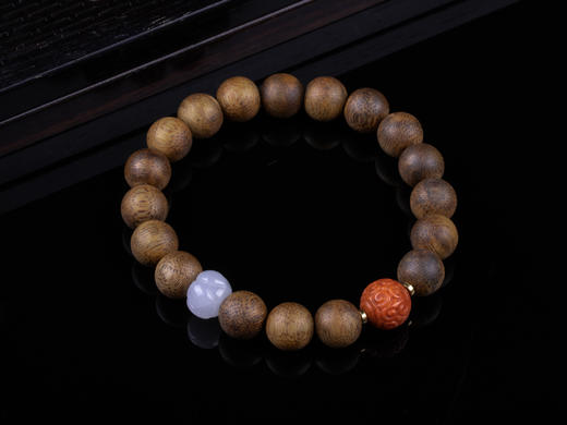 XY0287沉香+翡翠莲蓬南红回纹珠手串 商品图6