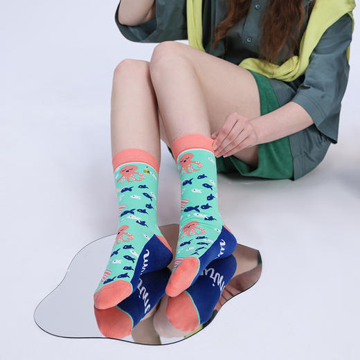 woven pear原创袜子女中筒袜ins潮个性字母刺绣柔软透气外穿长袜 商品图5