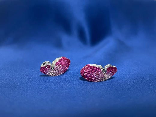 「蝴蝶」 粉色渐变蓝宝石钻石耳钉 商品图1