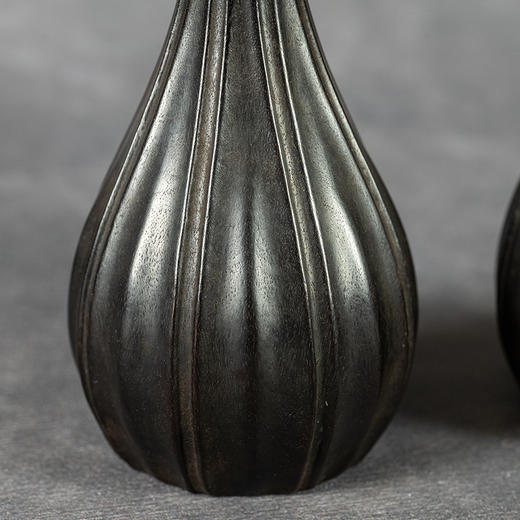 清	紫檀瓜棱形花插（一对） 商品图3