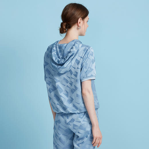 EITIE爱特爱休闲连帽宽松显瘦蓝色轻运动短袖上衣2025夏季新款B2513622 商品图4