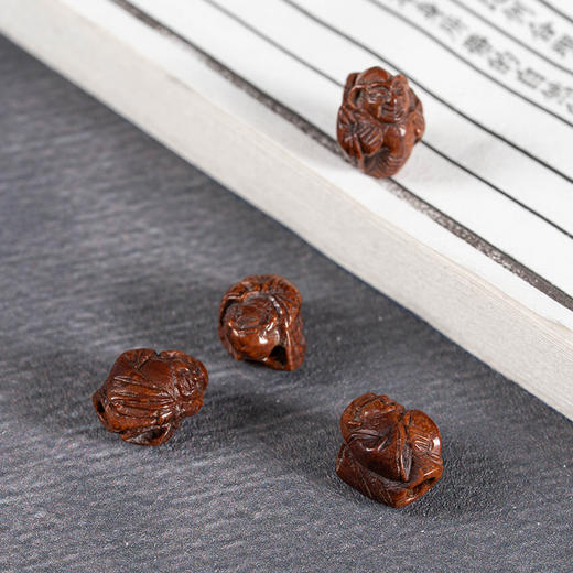 清	核雕罗汉老珠子一组（四枚） 商品图4