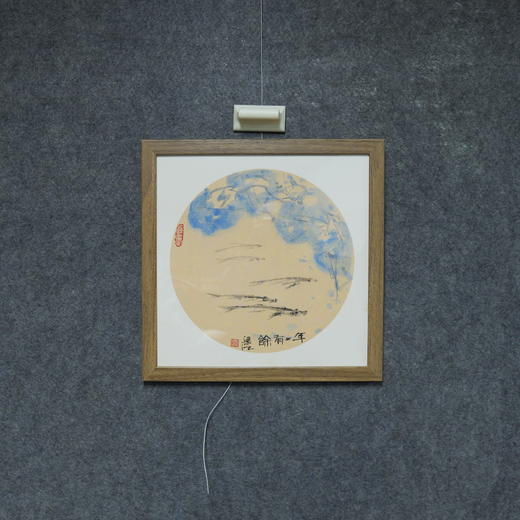 梁江《年年有余》国画原作28CM*28CM 手绘宣纸作品含框 商品图3